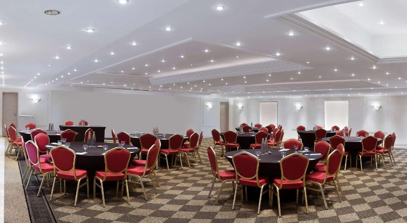 Radisson Blu Martinez Hotel Beirut