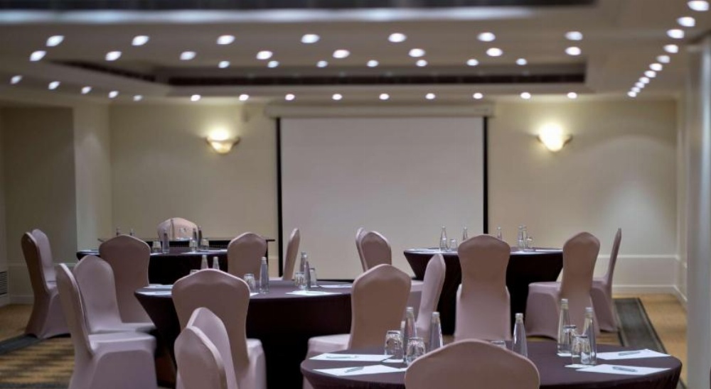 Radisson Blu Martinez Hotel Beirut Image 40